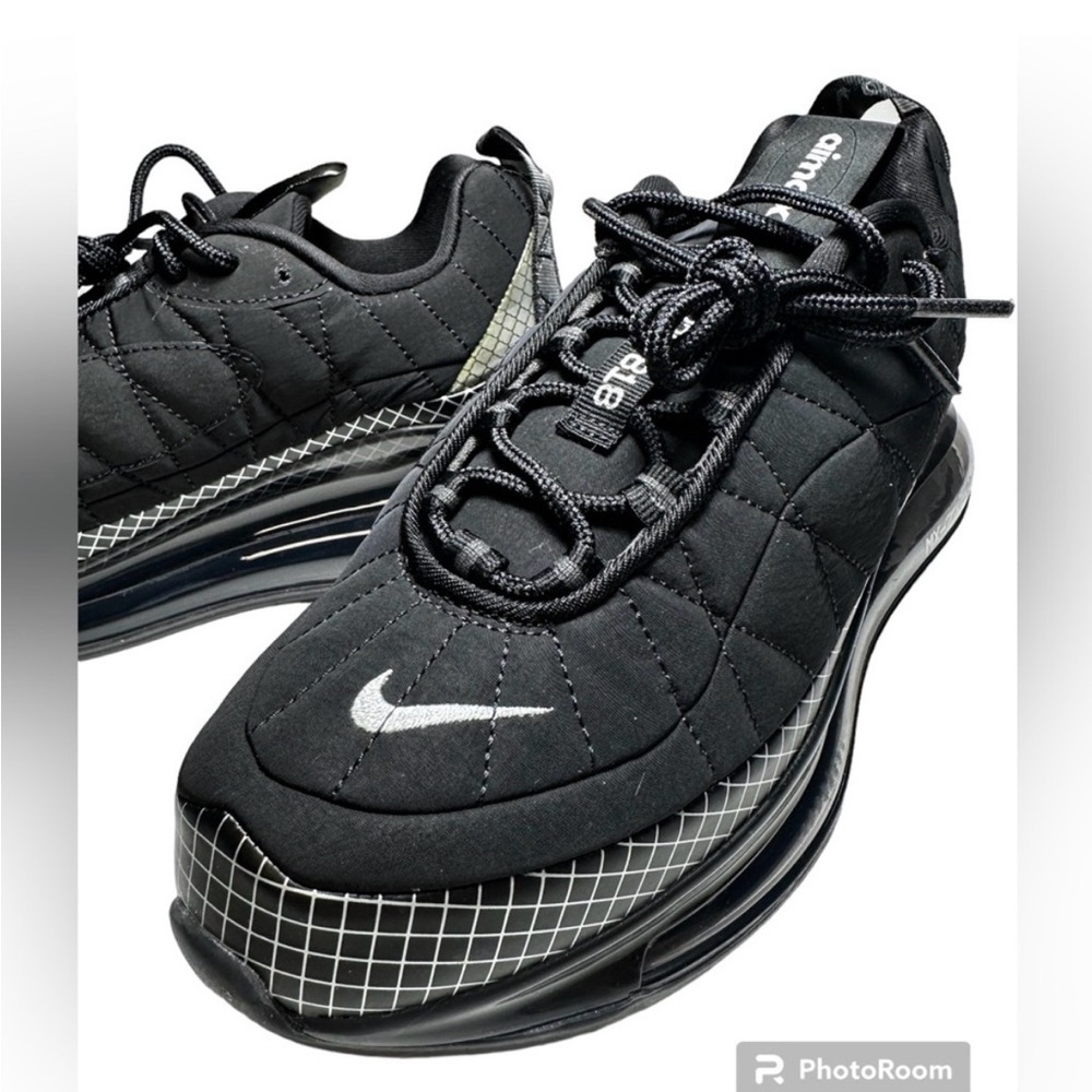 NIKE MX-720-818 NWOT